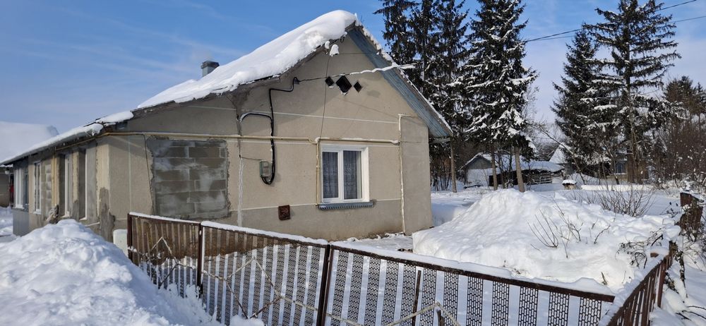 Будинок з земельною ділянкою село Осташівці, Тернопільського району