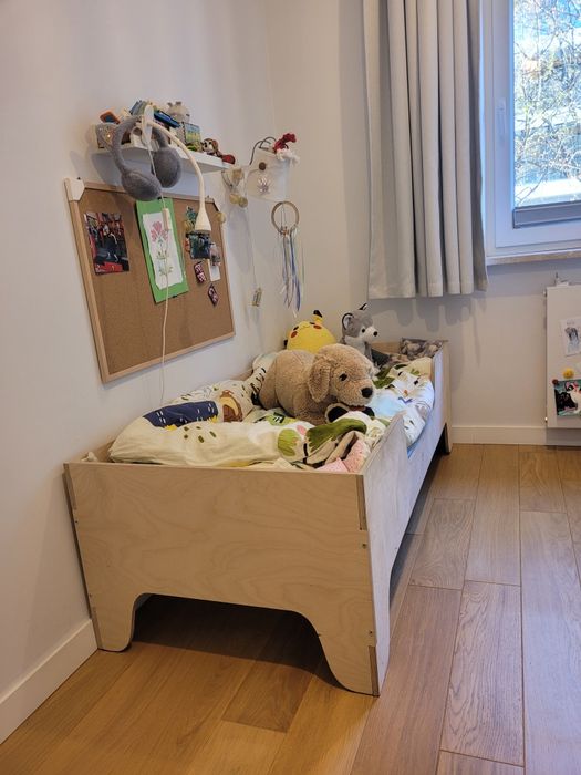 Łóżko + materac. 160 cm proste sklejka skandynawski styl