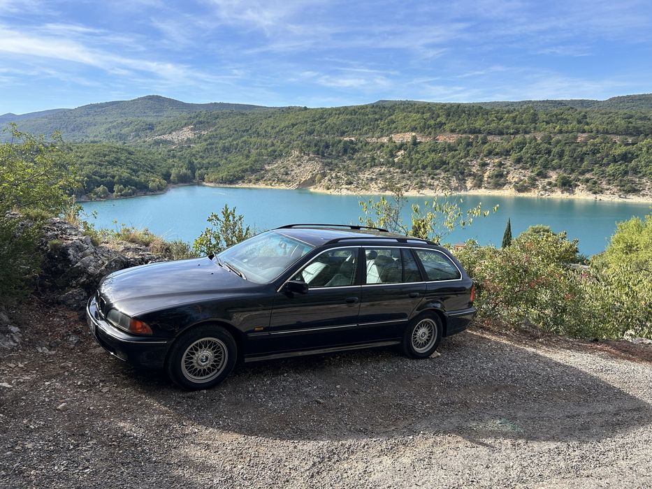 BMW E39 523i Touring - 1997 - 231 000 km