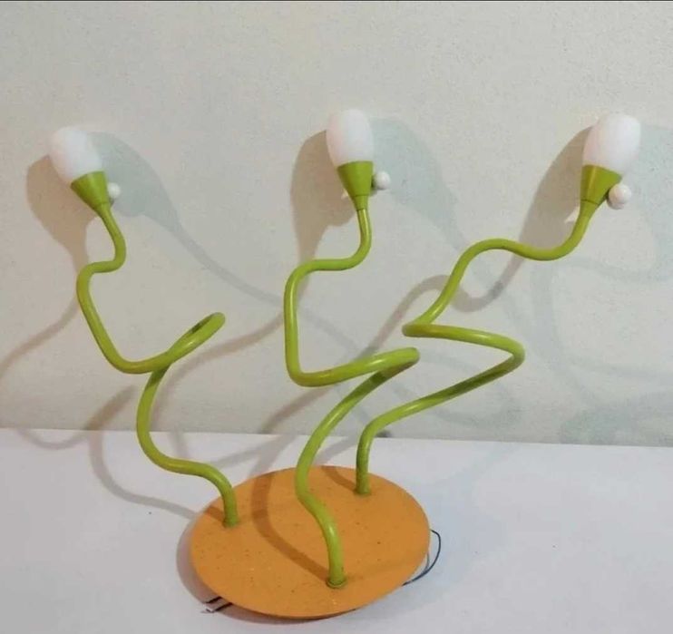 Candeeiro infantil 3 focos – bom estado