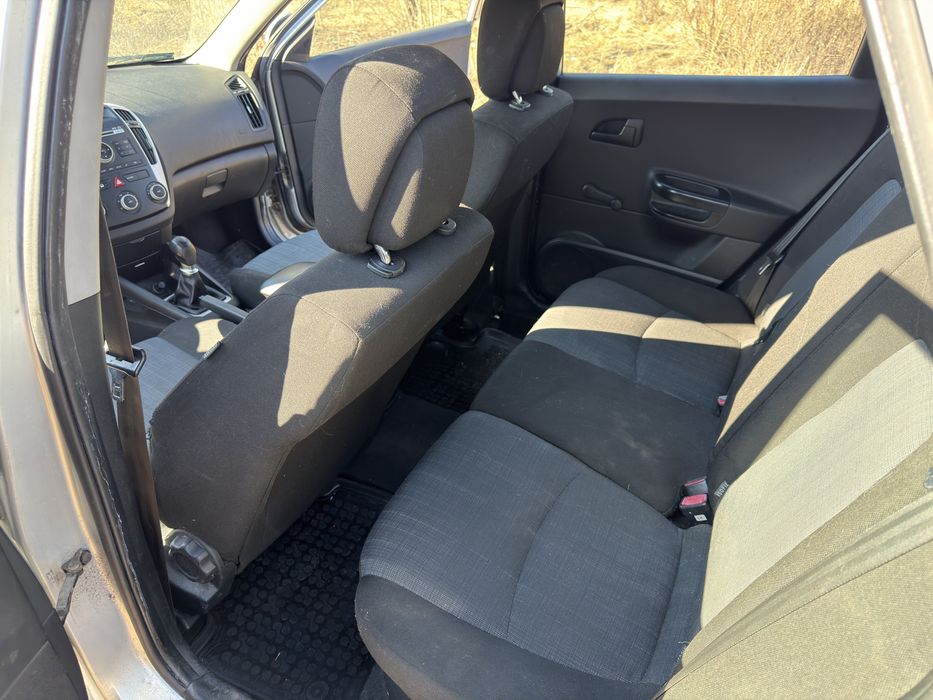 Kia ceed 1.4 90KM 2010r