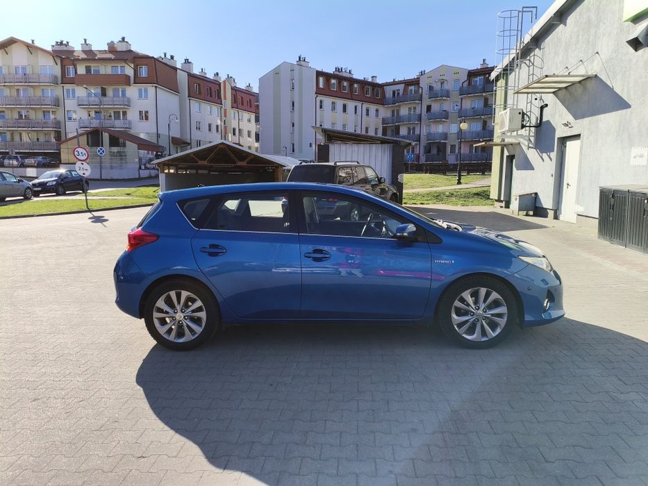 Toyota Auris 1.8 hybrid zadbana