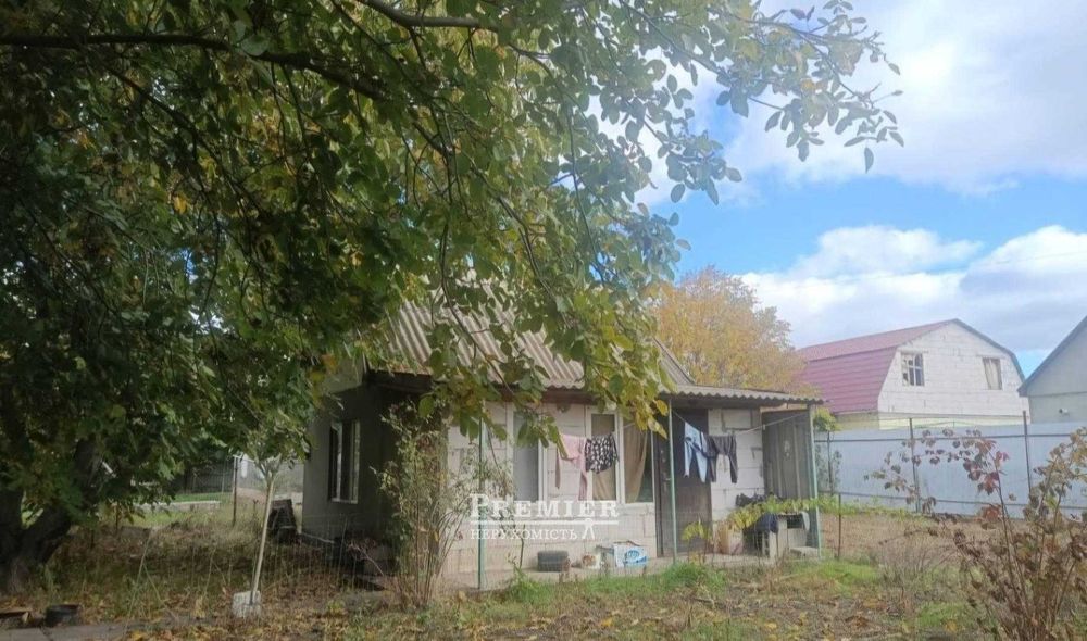 Домик в городе 2012 года постройки