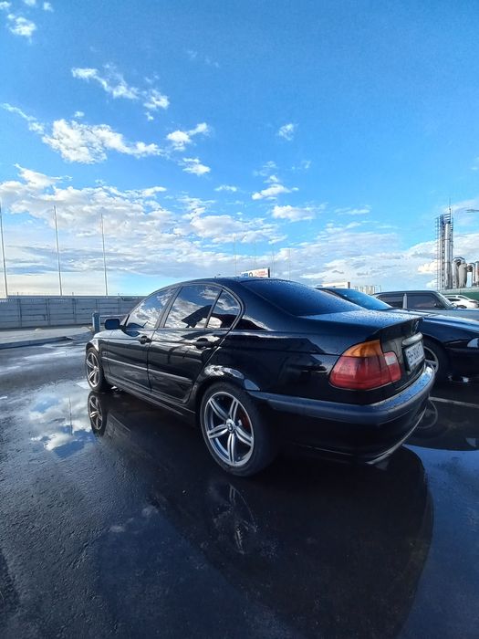 Продам бмв е 46.