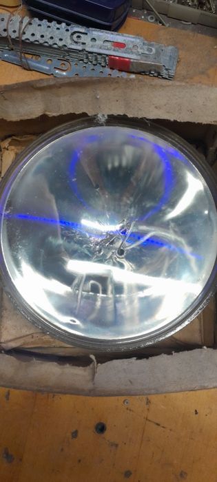 Лампа-фара літакова ЛФЛ 28-600+180