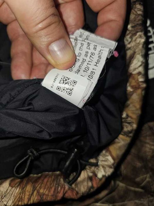 Kurtka puchowa damska The North Face 1996 S kamulaż camuflage