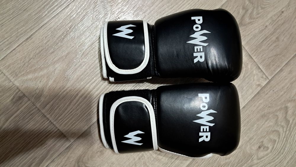 Перчатки боксерские