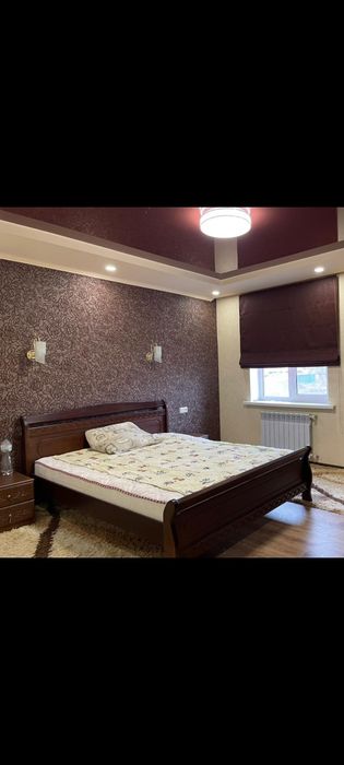 Продам  двоповерховий будинок  р-н  аврів