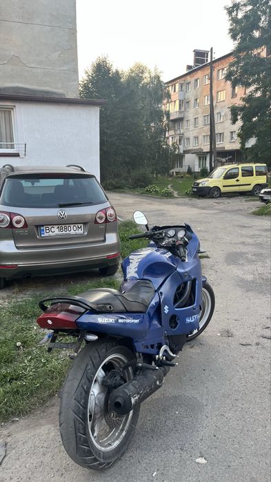Продам мотоцикл сузукі