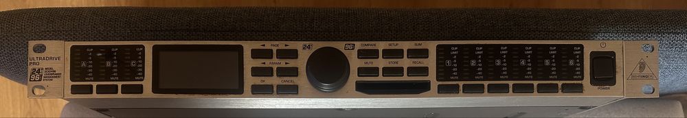 Behringer Ultradrive Pro