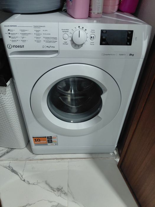 Máquina lavar roupa