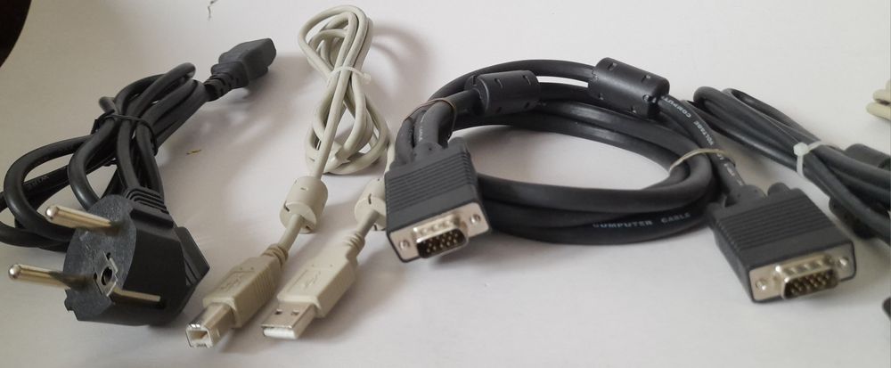Кабель VGA, DVI, HDMI, RG 45, сетевой для компьютера.