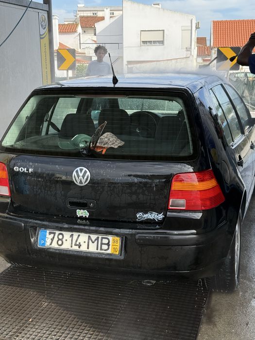 Vw golf 4 98 gasolina / troco por moto 125 cc