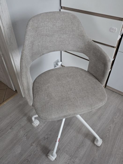 Fotel obrotowy Jysk krzesło do biurka