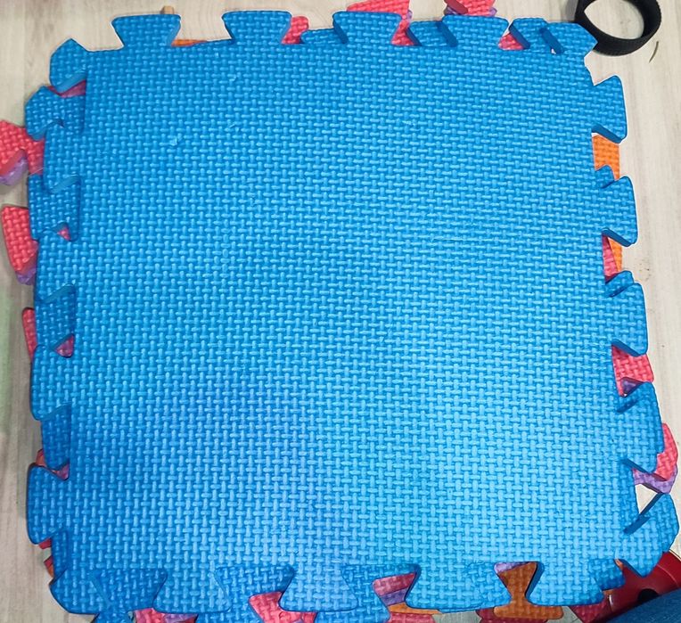Puzzle piankowe dla dziecka mata 35 sztuk.