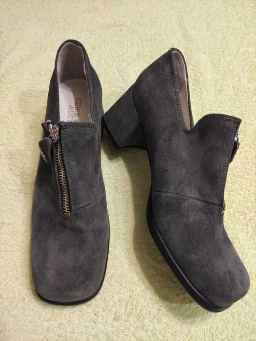 Туфлі шкіряні нові жіночі з квадратним носком р.41/26,5см