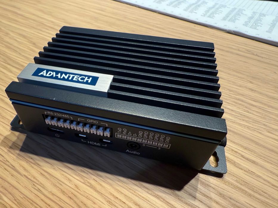 4x Raspberry Pi 4 Model B 4GB RAM w obudowie przemysłowej!