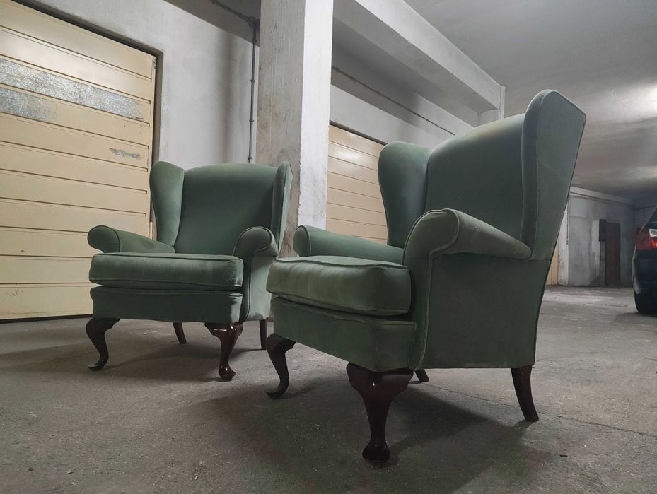 Par de Cadeirões em veludo