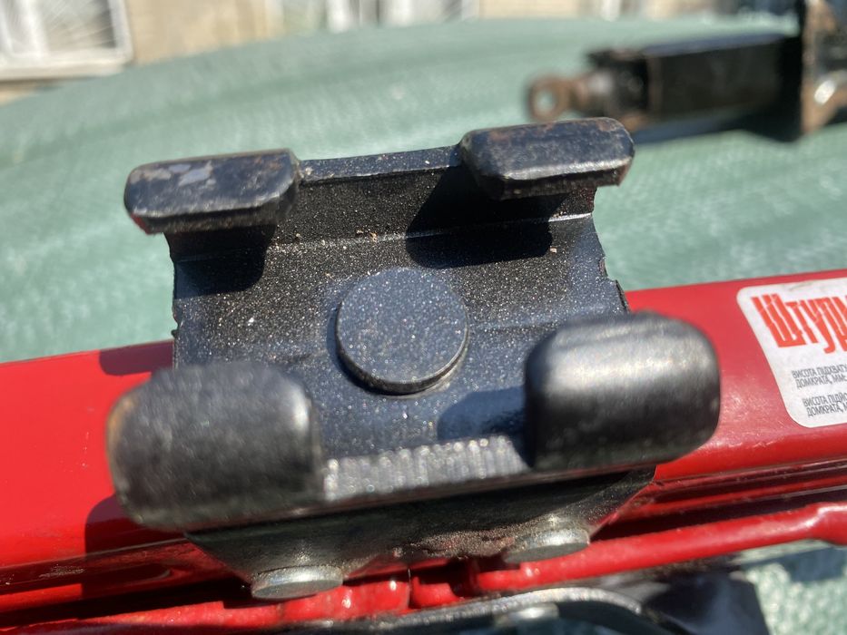 Домкрат. Днепр. центр