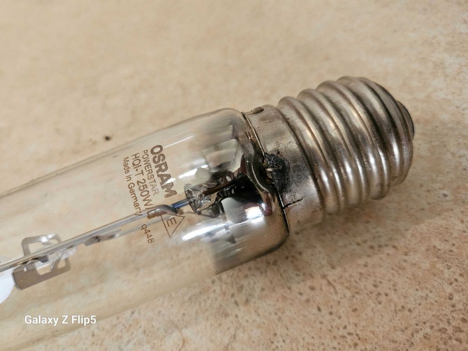 Żarówka 500 W  110V  Tungsraphot  nowa