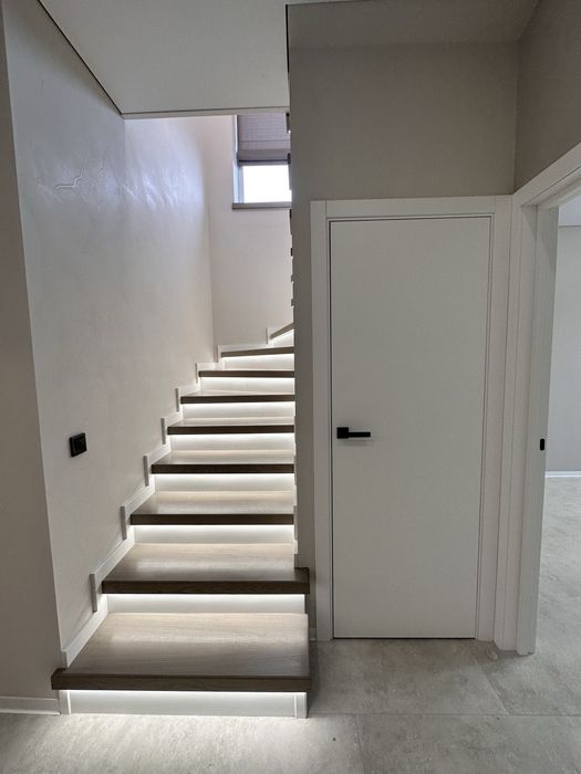 Сучасний Дуплекс з ремонтом, меблями і технікою під Києвом/4 кімнати