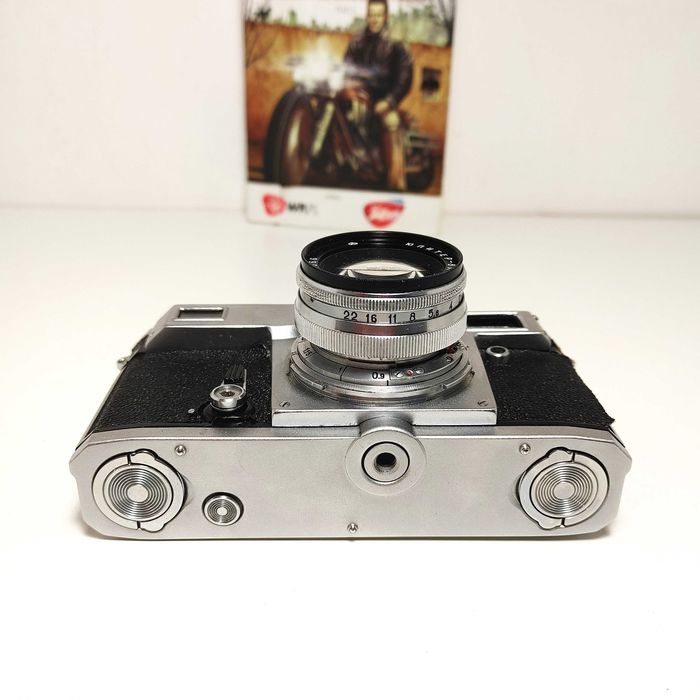 Radziecki analogowy Dalmierz KIEV 4A z Jupiter 8M 50 mm 1:2  1975 rok