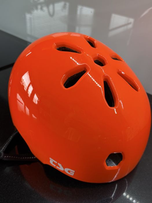 Kask TSG S/M pomaranczowy
