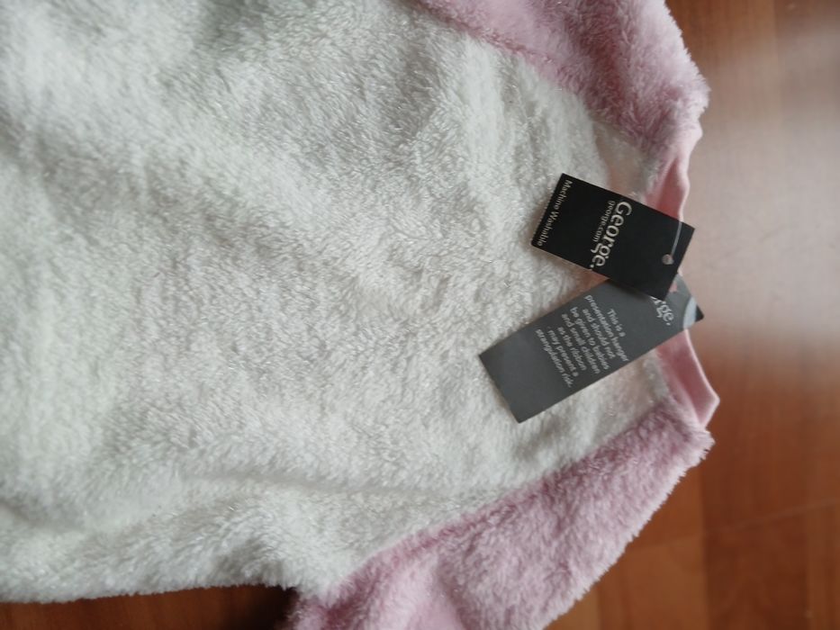 Ciepła bluza r98-104 George.
