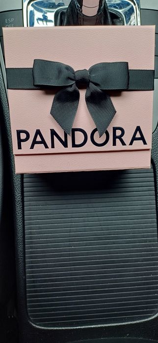 Продам Браслет Pandora