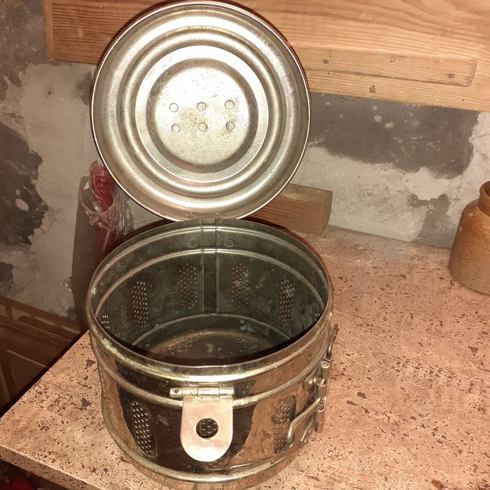 Sterylizatory medyczne antyczne