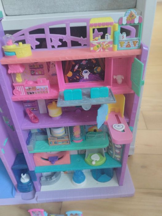 Duży playset Polly Pocket centrum handlowe z windą Mattel