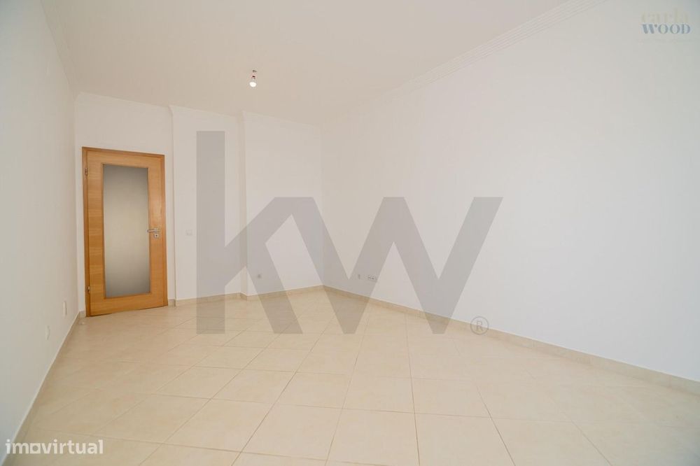 Um fantástico apartamento t2 de rés do chão, com terraço e logradouro