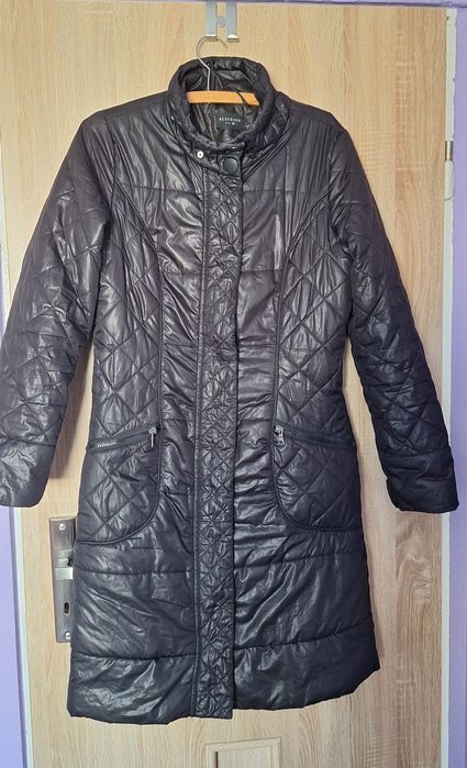 Kurtka puchowa, płaszcz czarny Reserved 38