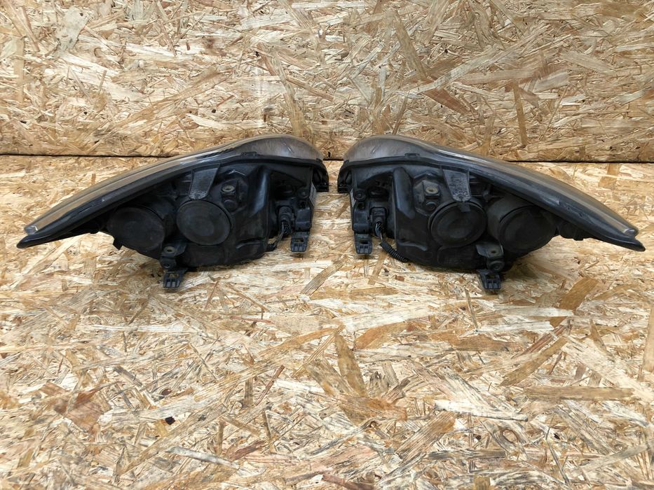 Lampa/reflektor przedni lewy prawy Ford Focus 2 lift