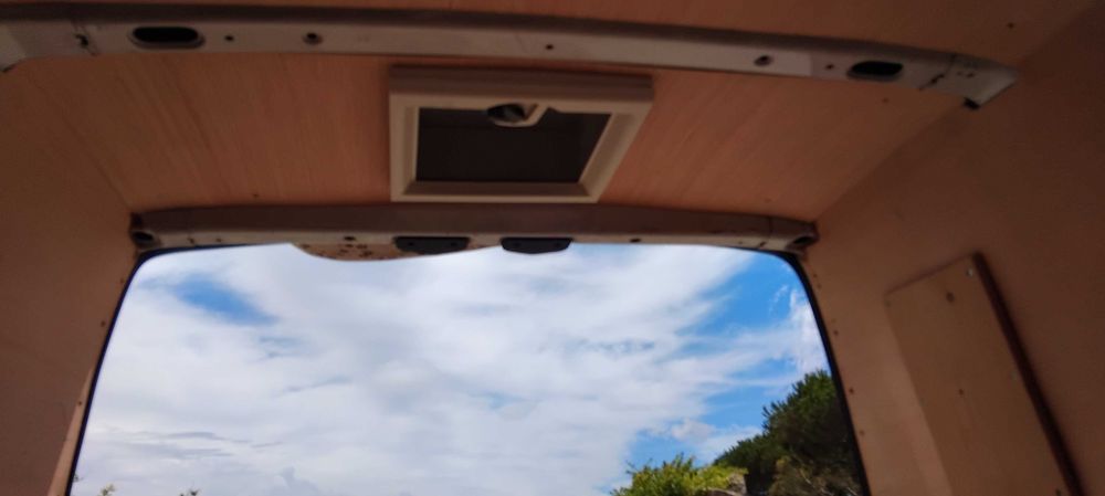 Pegeout  parnter campervan