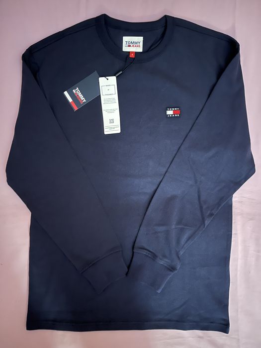 Wyprzedaż Longsleeve męski Tommy Jeans.