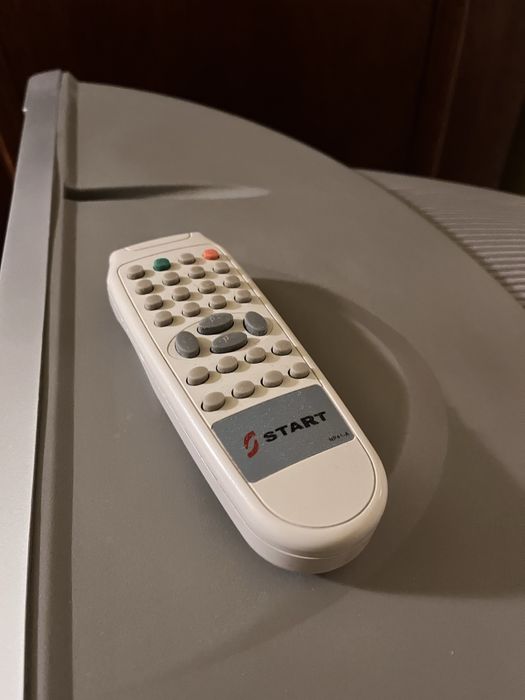 Телевізор Elenberg 2136P