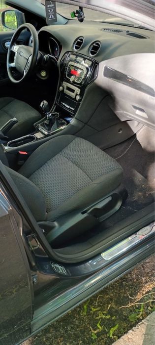 Розборка  FORD MONDEO MK 3-4 форд мондео є рест та дорест 2.0 Двигатель форд мондео  дизель
