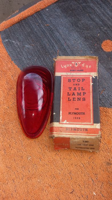 Farolin renault 4L varios  preços  ler anúncio