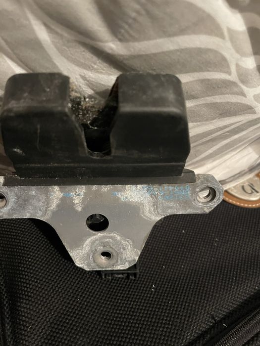 Замок багажника форд мондео мк4