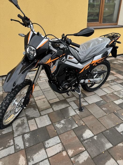Мотоцикл - Lifan (KPX 250) 6-gears 21к. Доставка