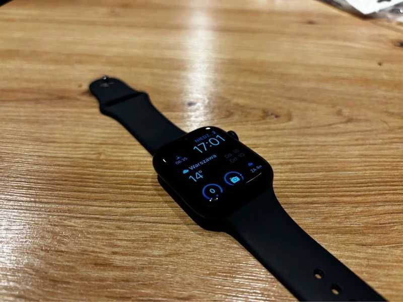 Apple Watch 8 GPS + cellular LTE 45mm