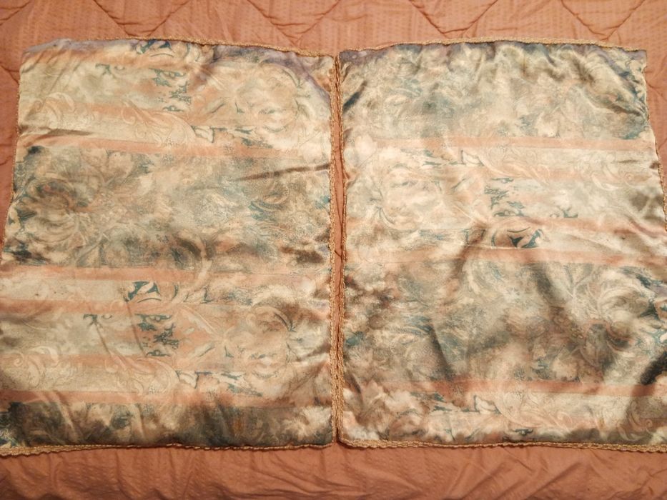 Duas fronhas 45x55 acetinadas