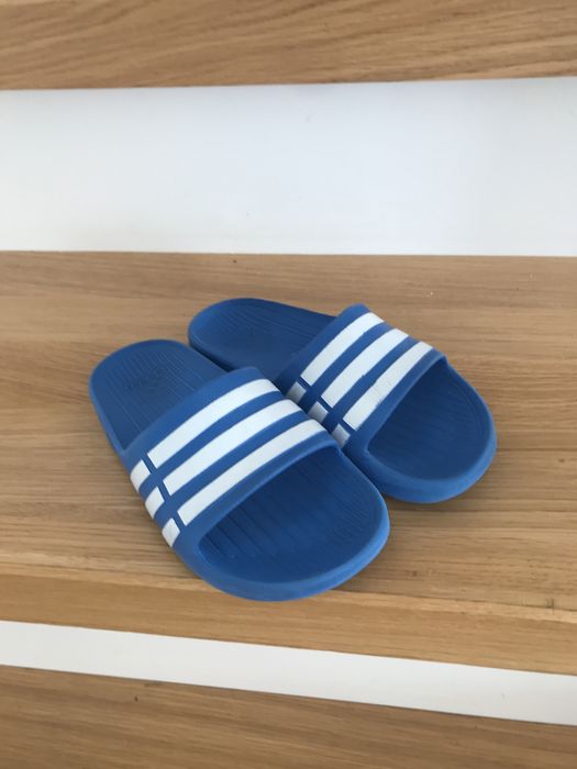 Klapki adidas K11
