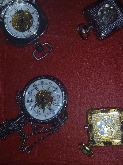 Relógios de bolso a corda  novos por  25€ cada