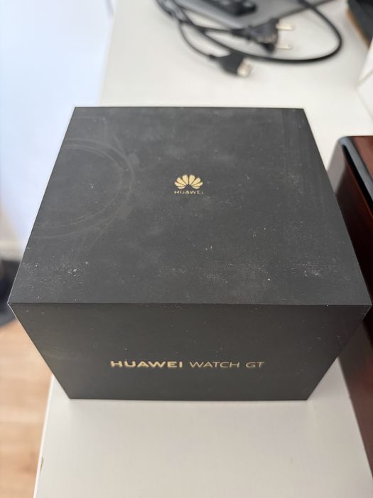 Huawei Watch GT – Com Caixa Original – Para Reparação