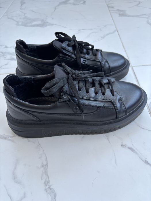 Кеди фірми Естро шкіра