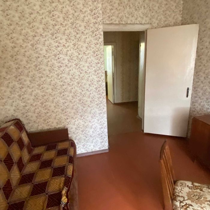 Продається  3-х кімнатна квартира
