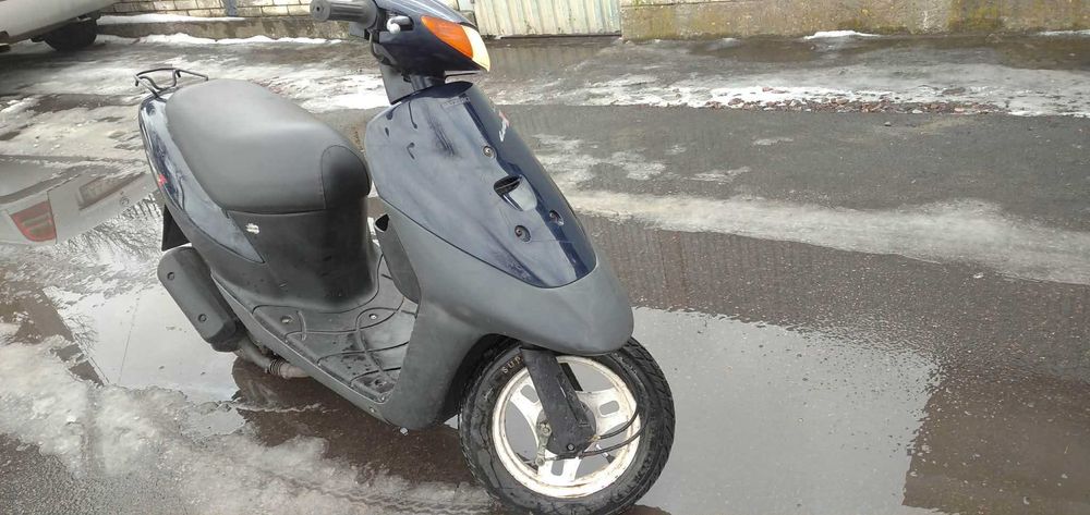 Скутер Suzuki Lets