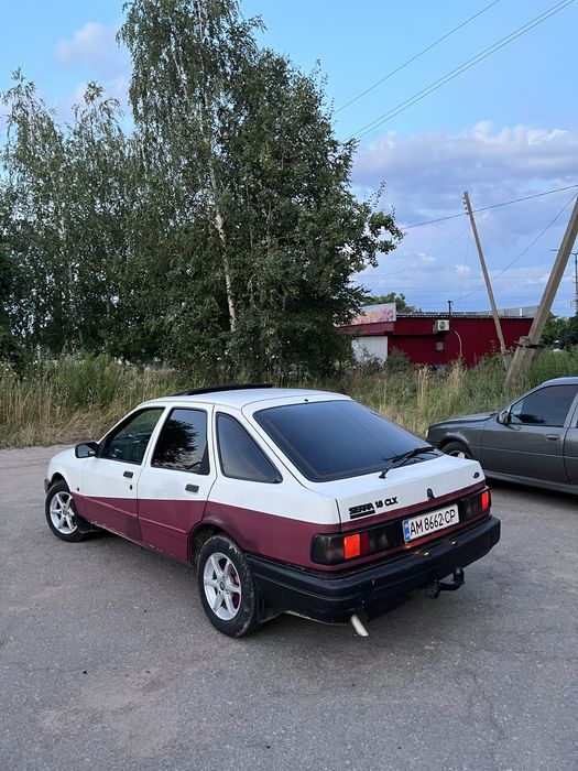 Форд сієра 1.8 td